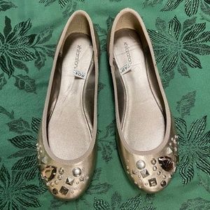 Xhilartion slip-on flats in pewter, Size 7